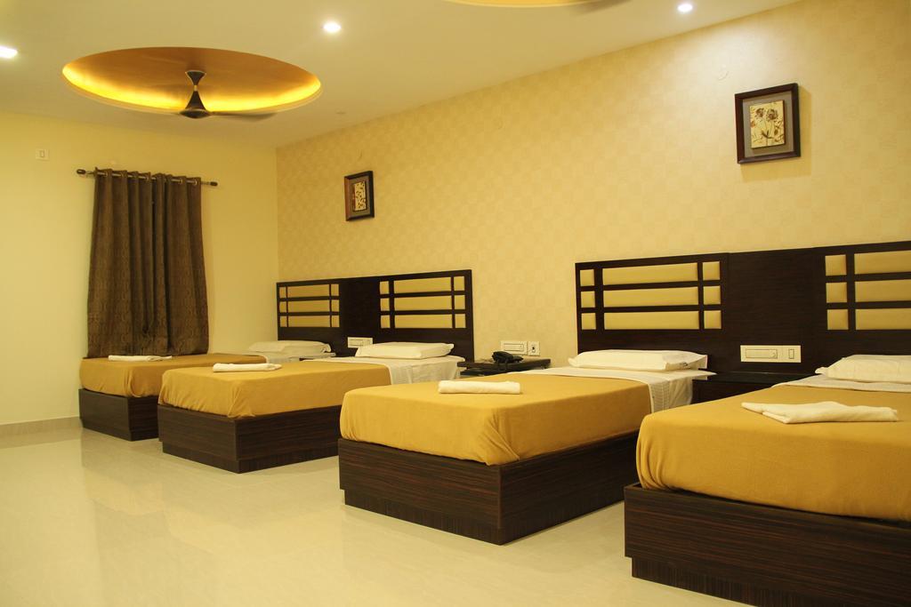 קומבאקונאם Hotel M.P Temples Inn חדר תמונה